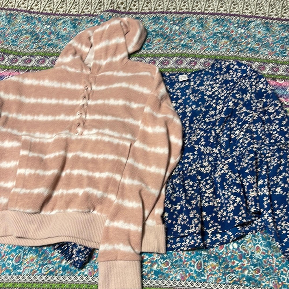 Sweater & Blouse